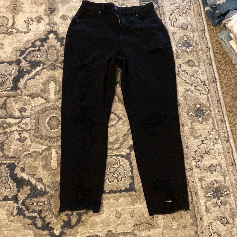 American Eagle ripped black curvy mom jeans